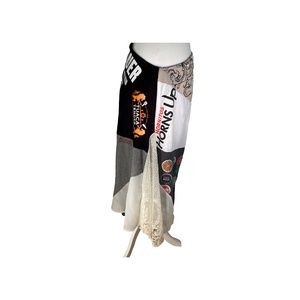 Upcycled T-Shirt Skirt with Lace "Happy Hour"